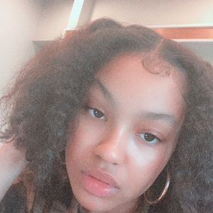 Meet your Posher, Kalani